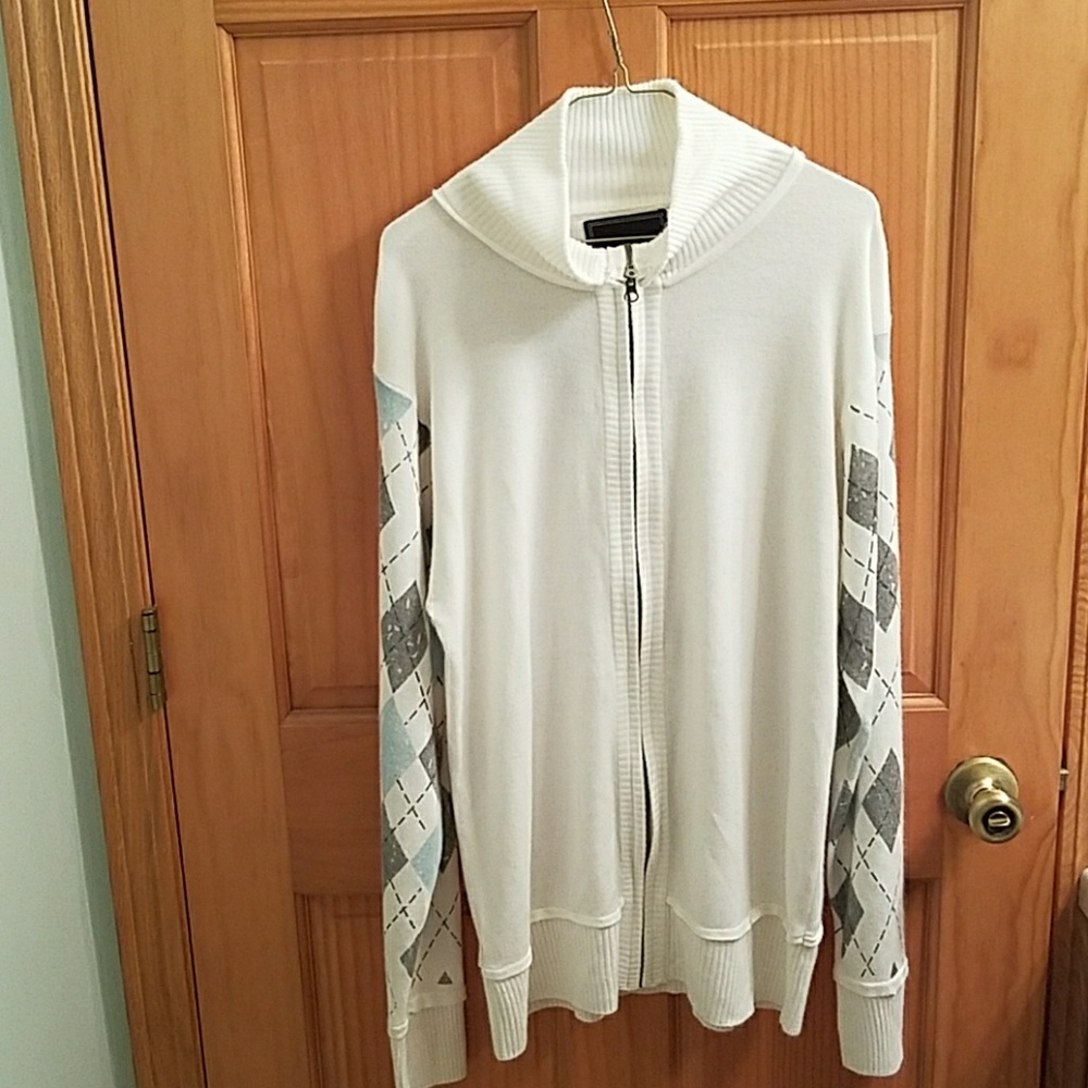 BKE zip-up sweater